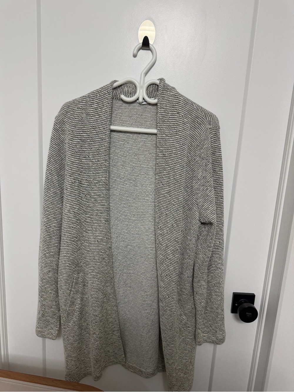 Reitmans Light Gray Open-Front Knit Cardigan
